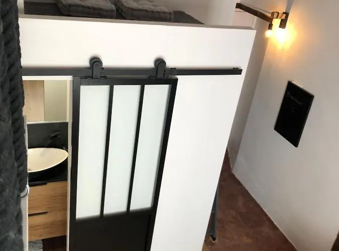 Lejlighed De 20m2 En Hypercentre De *